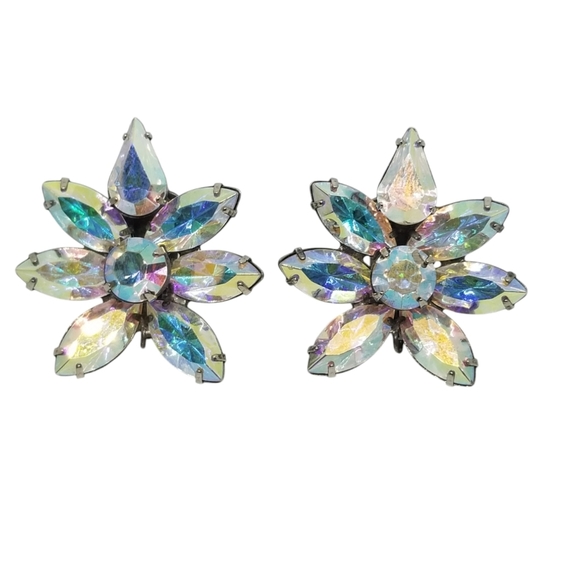 VINTAGE SILVERTONE & AURORA BOREALIS GLASS RHINESTONE STATEMENT CLIP ON EARRINGS - Picture 2 of 4